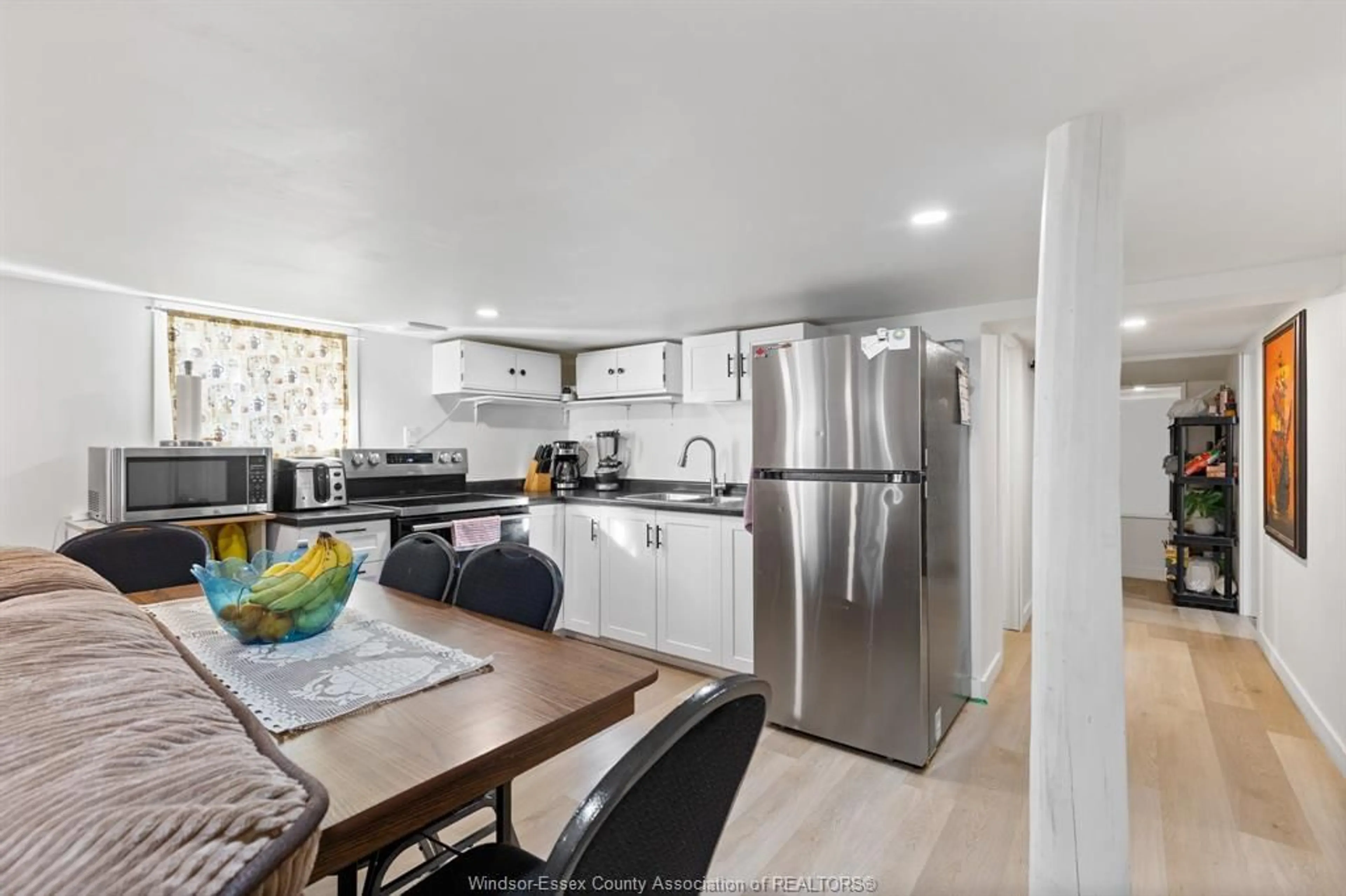 Open concept kitchen, unknown for 25 CLARK St, Leamington Ontario N8H 1E6