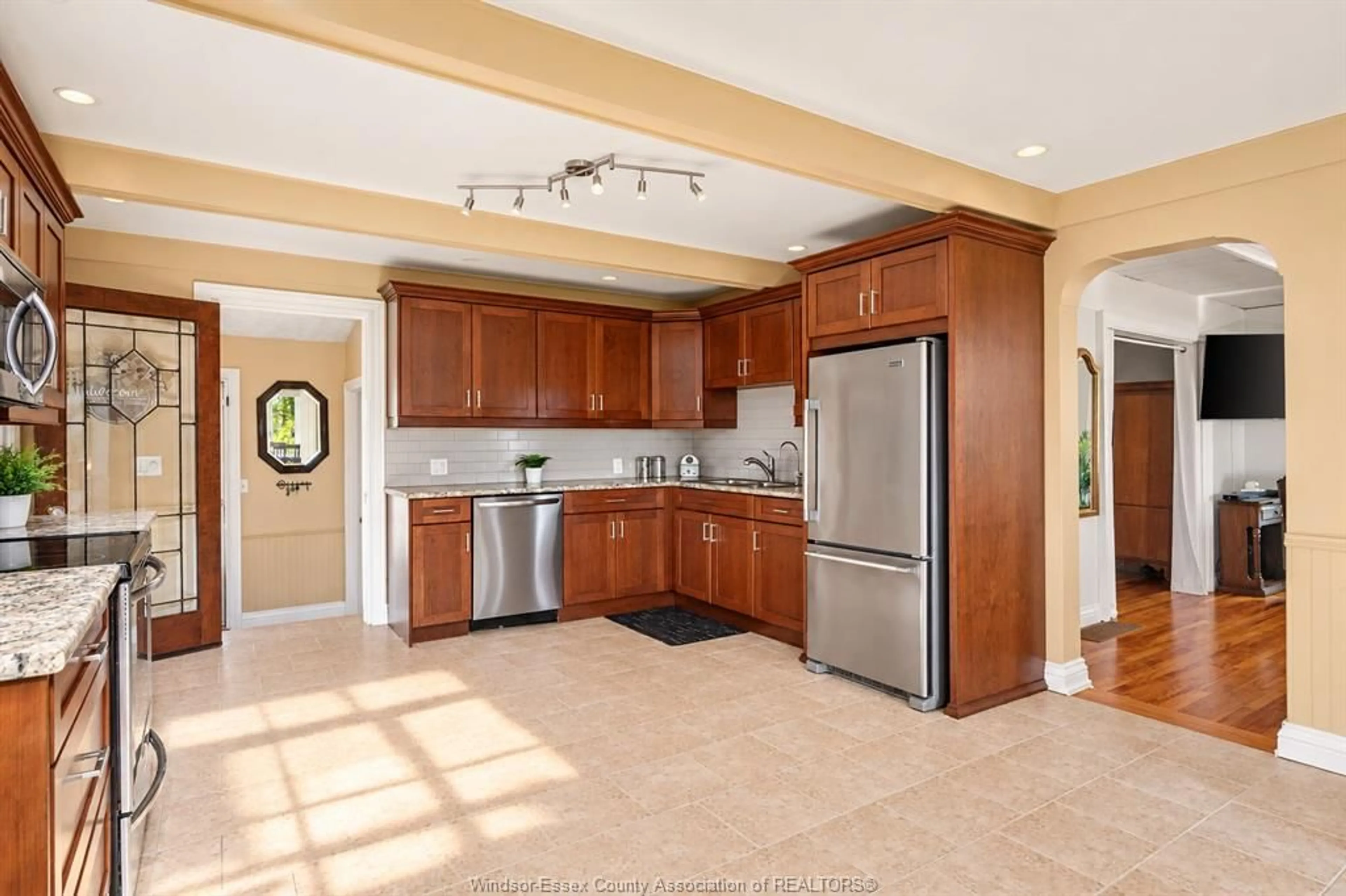 Open concept kitchen, ceramic/tile floor for 2890 County Road 20, Harrow Ontario N0R 1G0