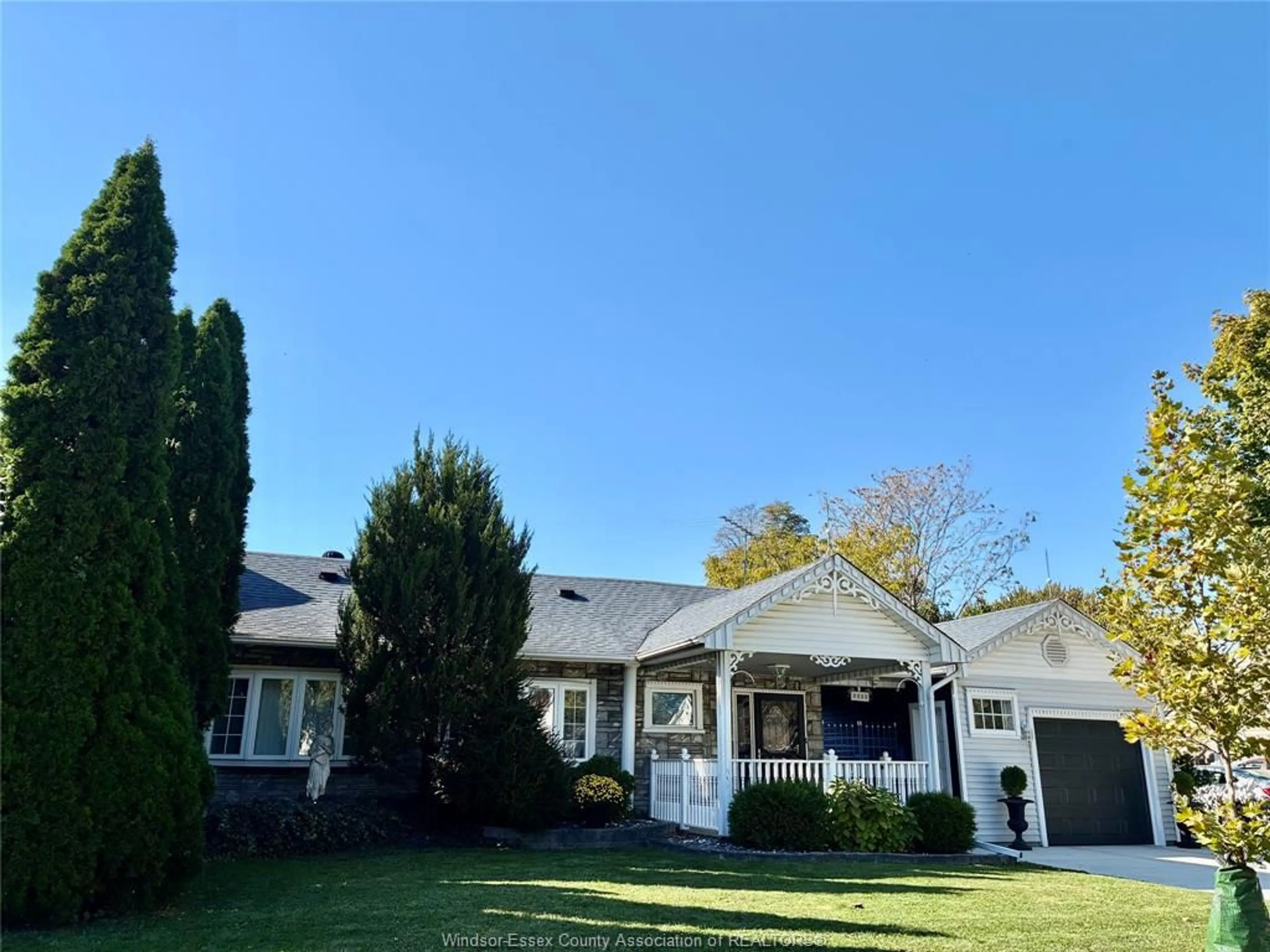 Home with vinyl exterior material, street for 2533 Tourangeau, Windsor Ontario N8W 1P4