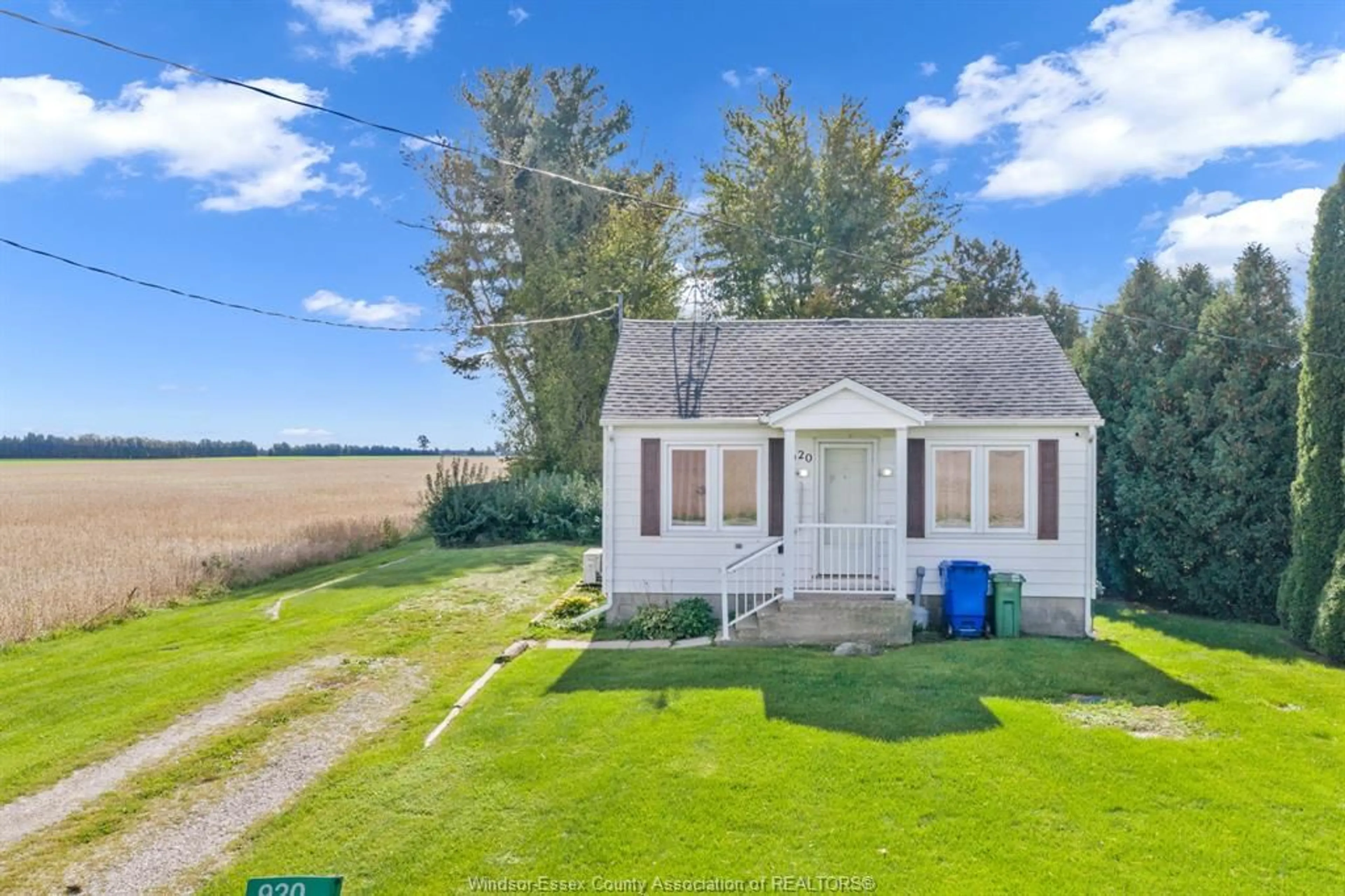 A pic from outside/outdoor area/front of a property/back of a property/a pic from drone, unknown for 920 MERSEA RD 6, Leamington Ontario N8H 3V6