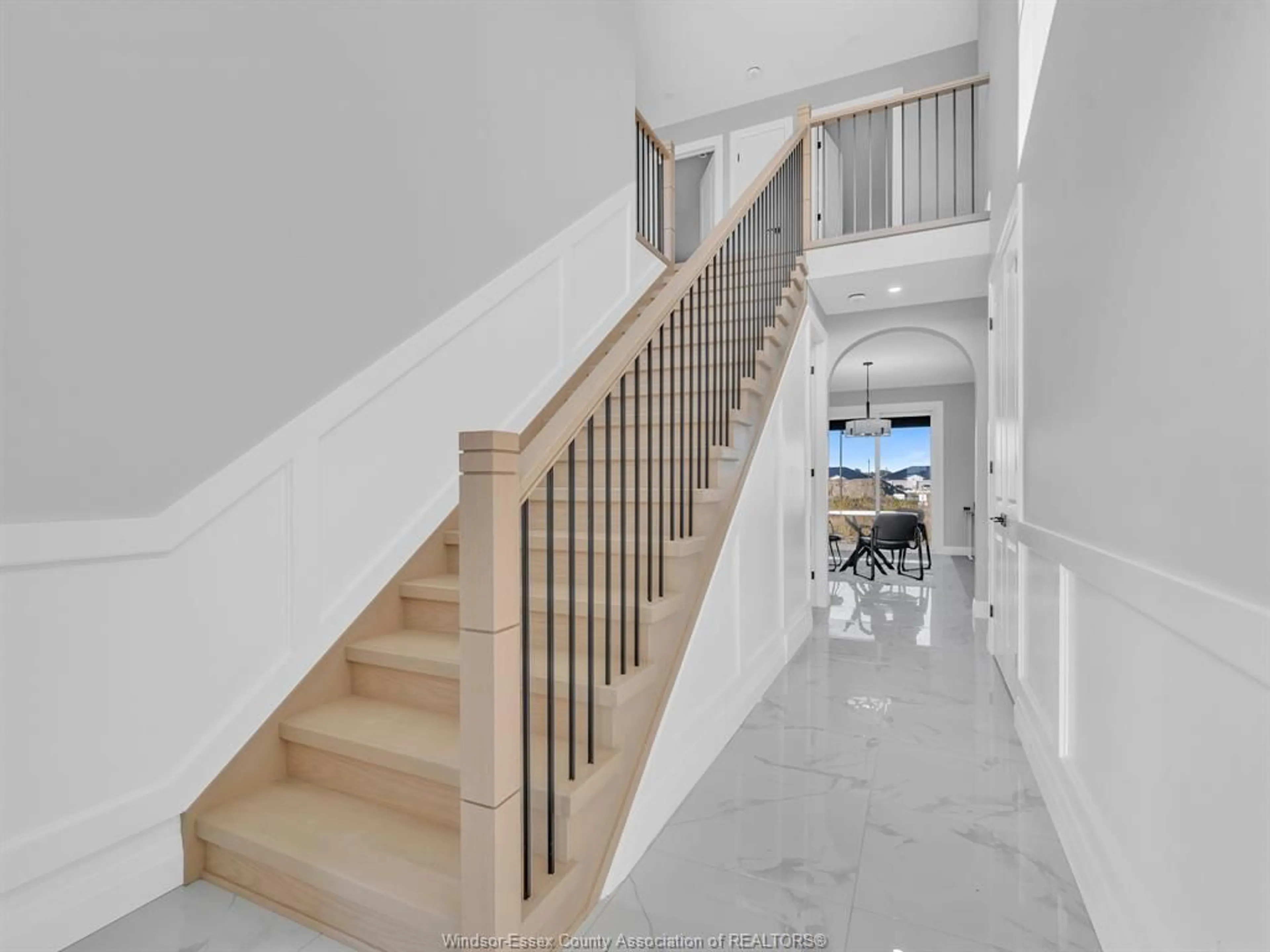 Stairs for 5209 AIDEN Ave, Tecumseh Ontario N0R 1K0