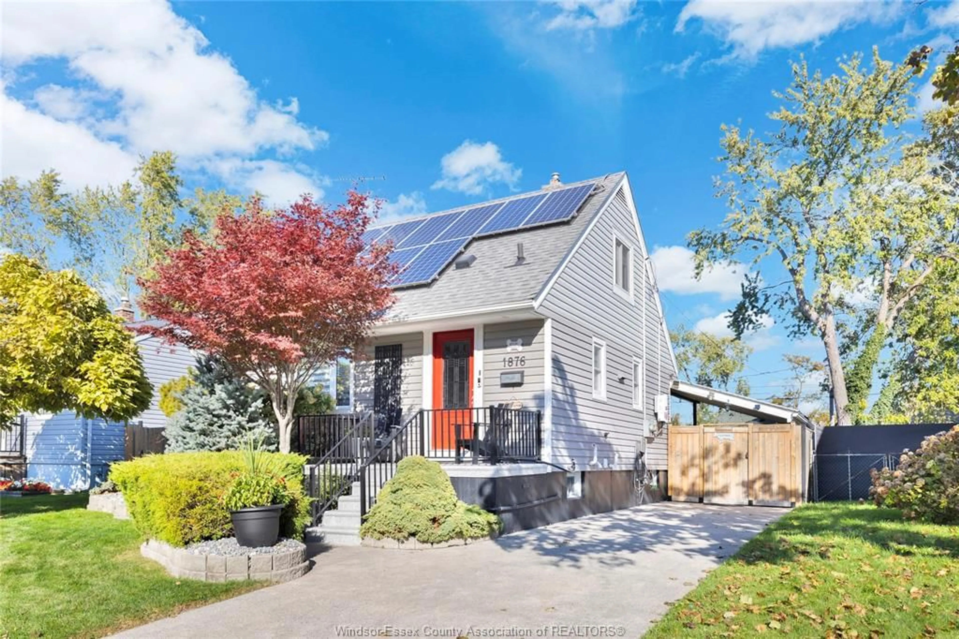 Home with brick exterior material, street for 1876 OLIVE Rd, Windsor Ontario N8T 1R2