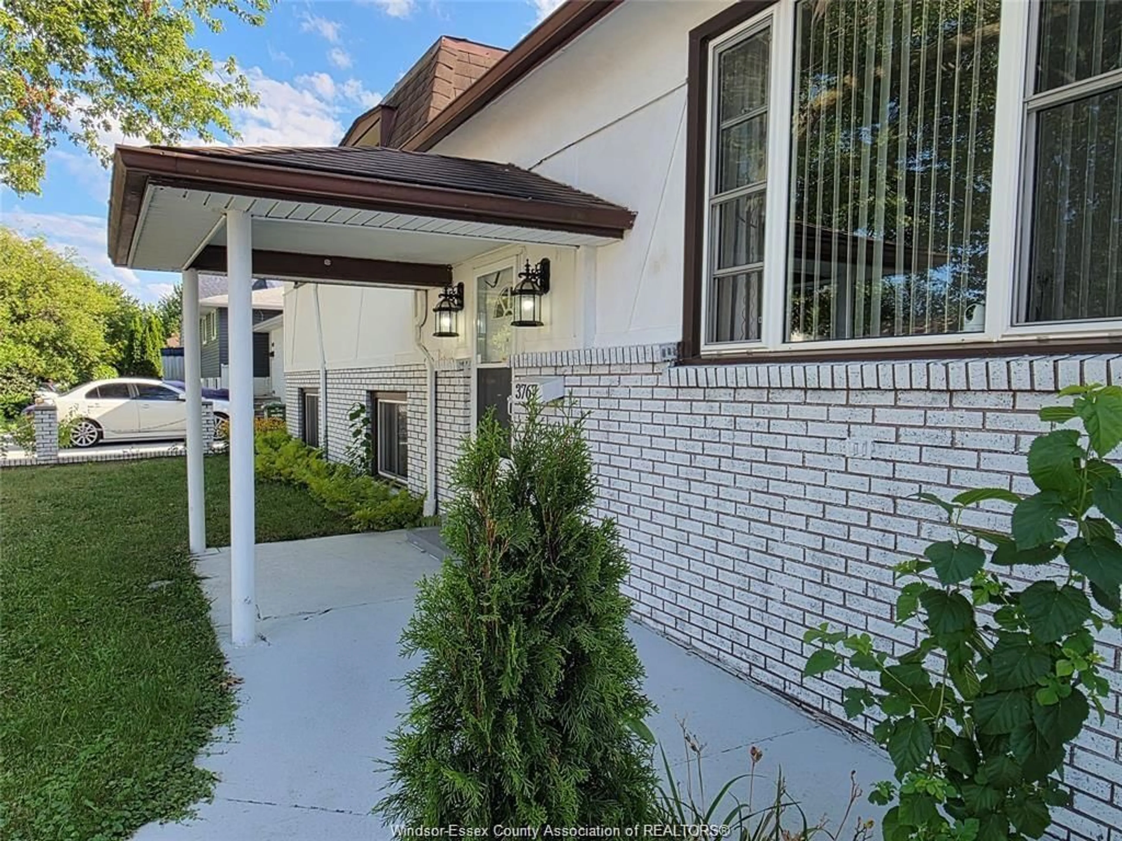 Unknown for 3767 TURNER, Windsor Ontario N8W 3N2