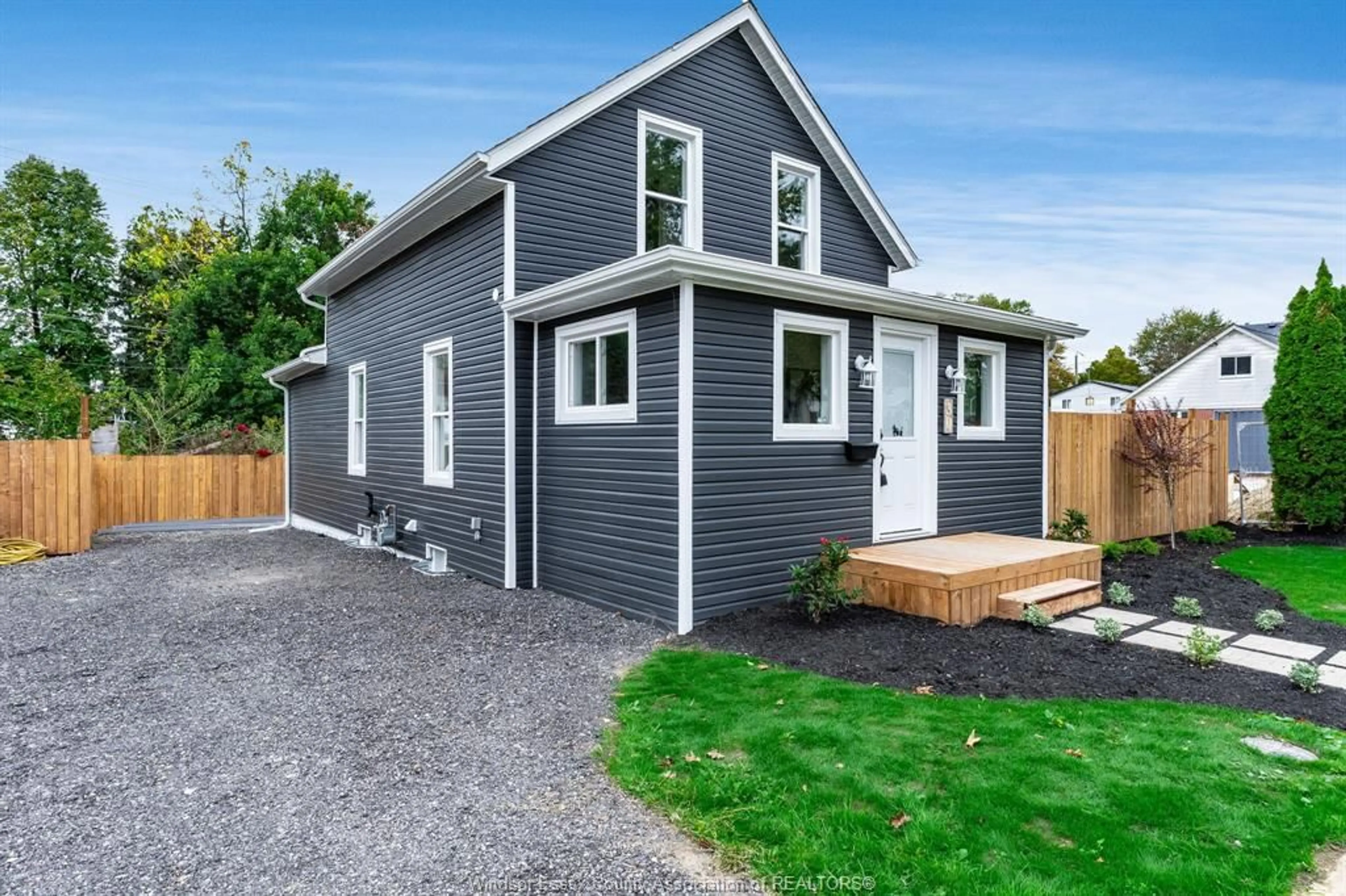 Home with vinyl exterior material, street for 30 Askew St, Leamington Ontario N8H 1X7