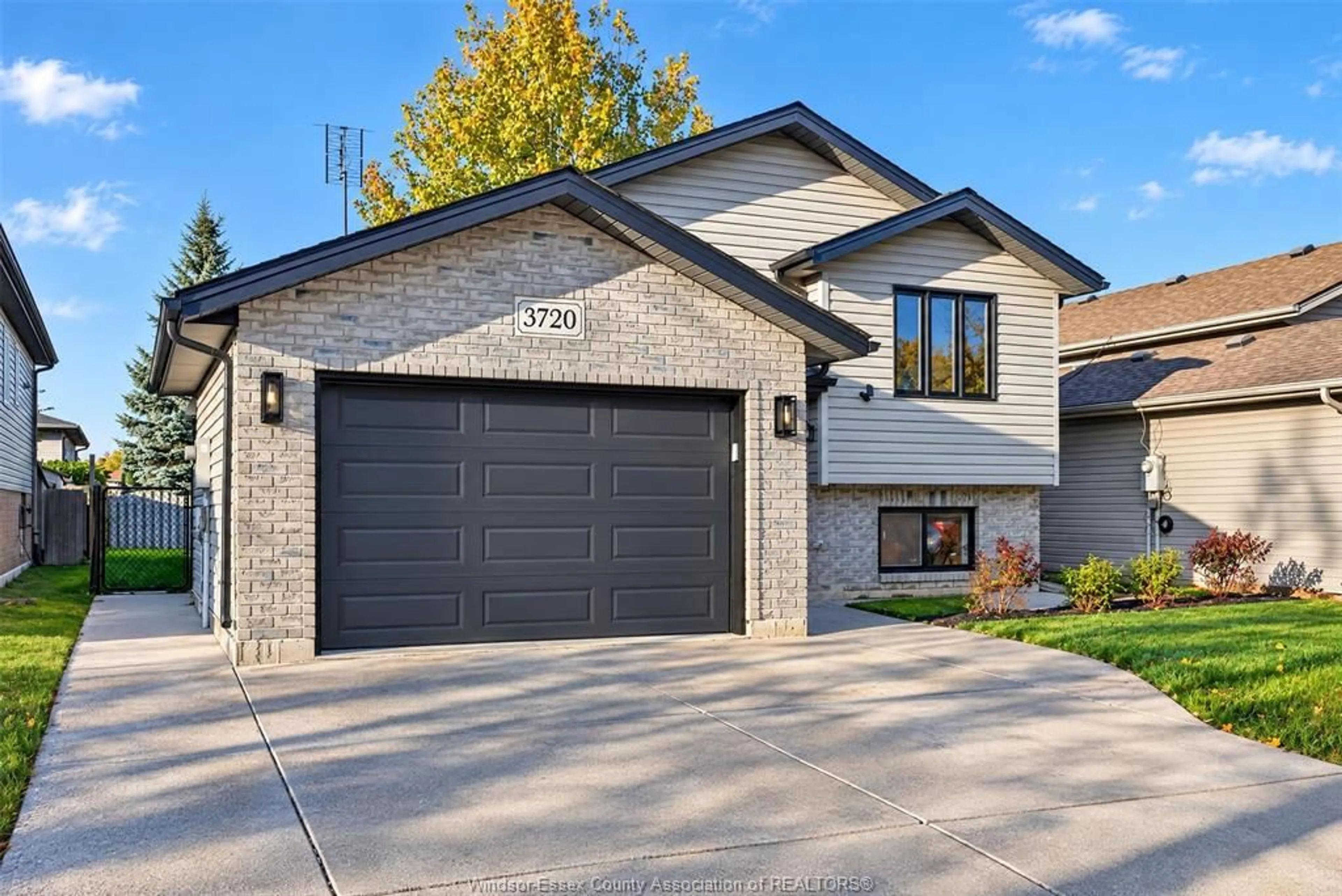 Home with brick exterior material, street for 3720 Shinglecreek, Windsor Ontario N8W 5T8