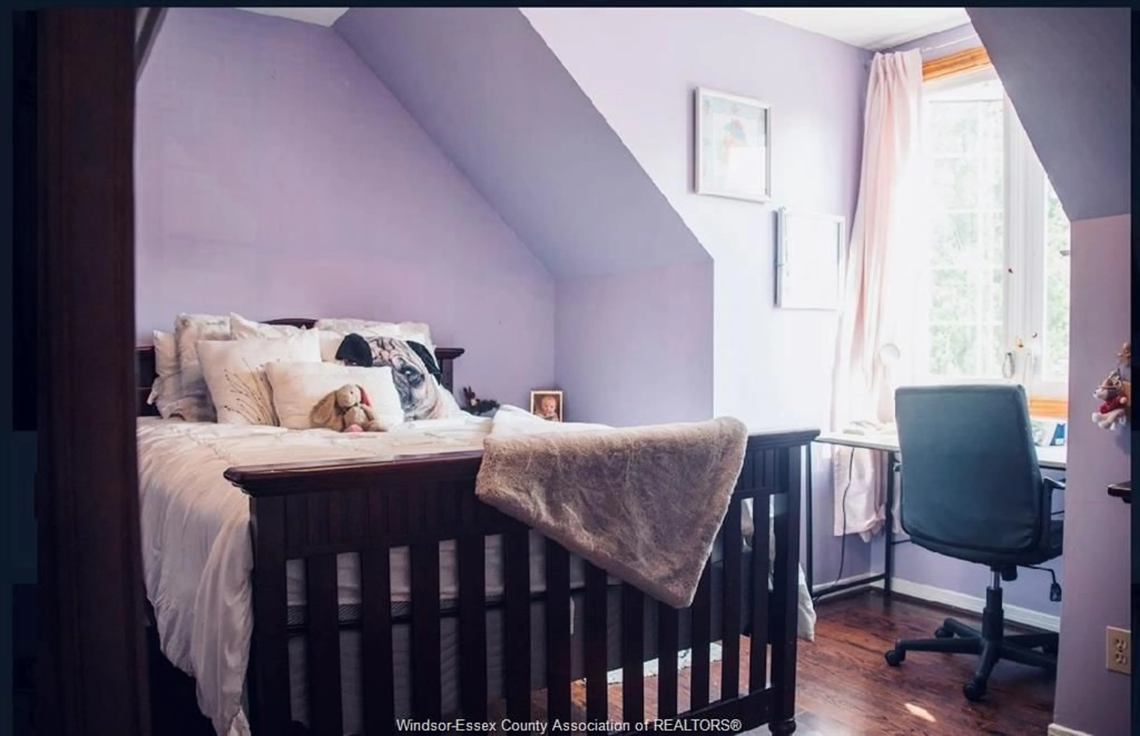 A pic of a room for 1020 CRESTWOOD Crt, Windsor Ontario N9E 4K2