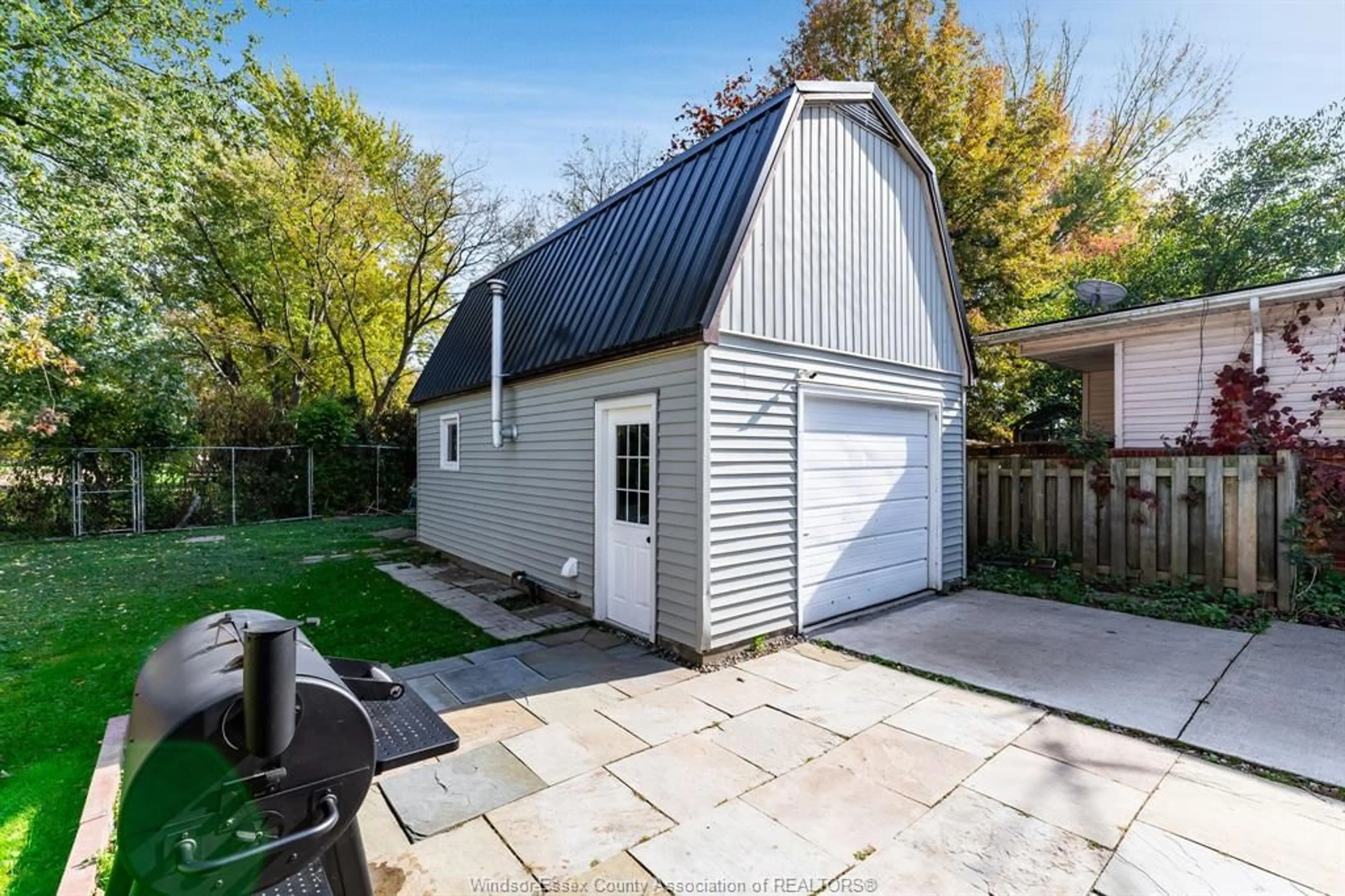 Shed for 266 Ford Rd, Kingsville Ontario N9Y 3X2
