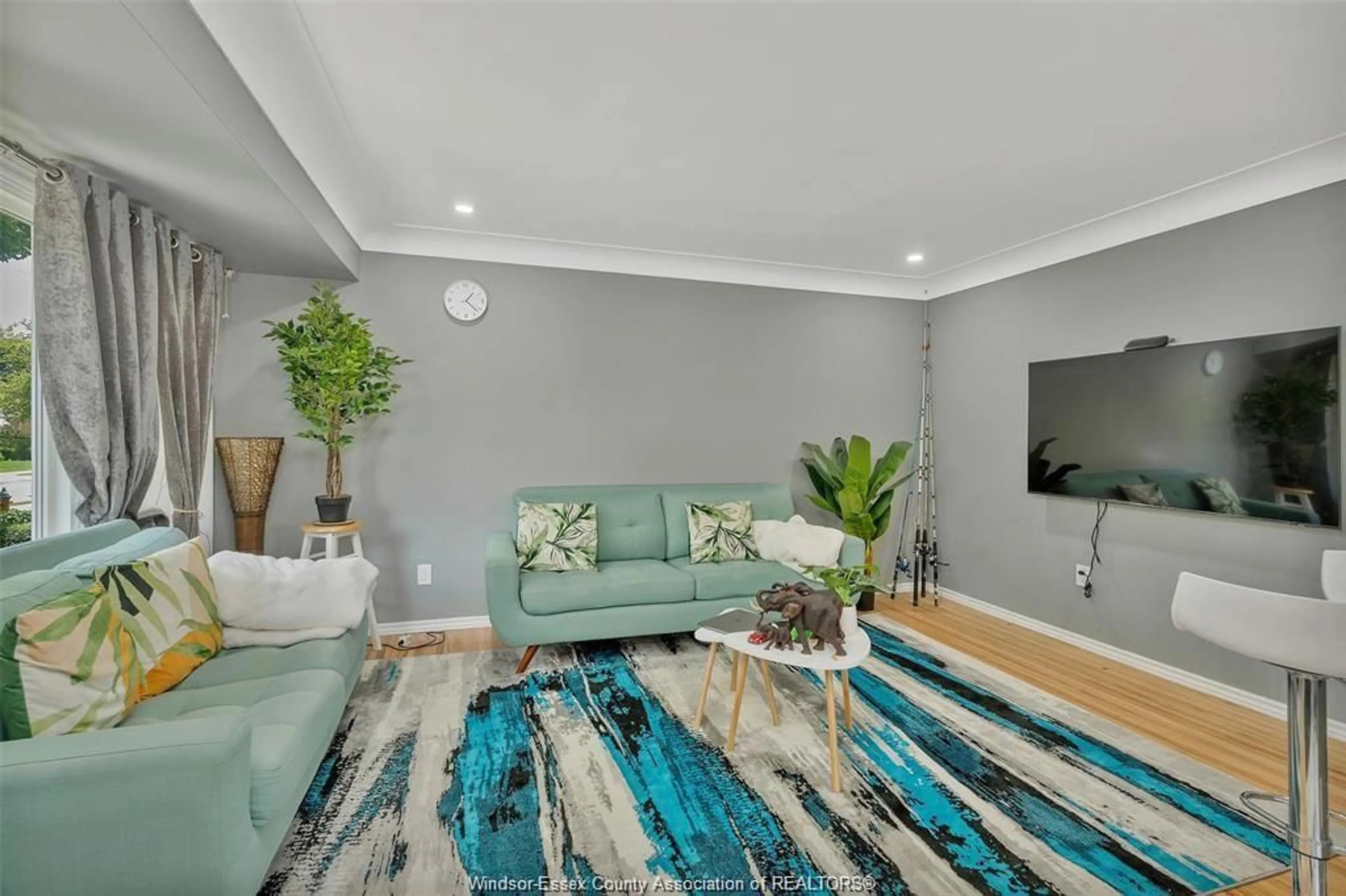 Living room with furniture, unknown for 1159 DOT Ave, Windsor Ontario N9C 3H9