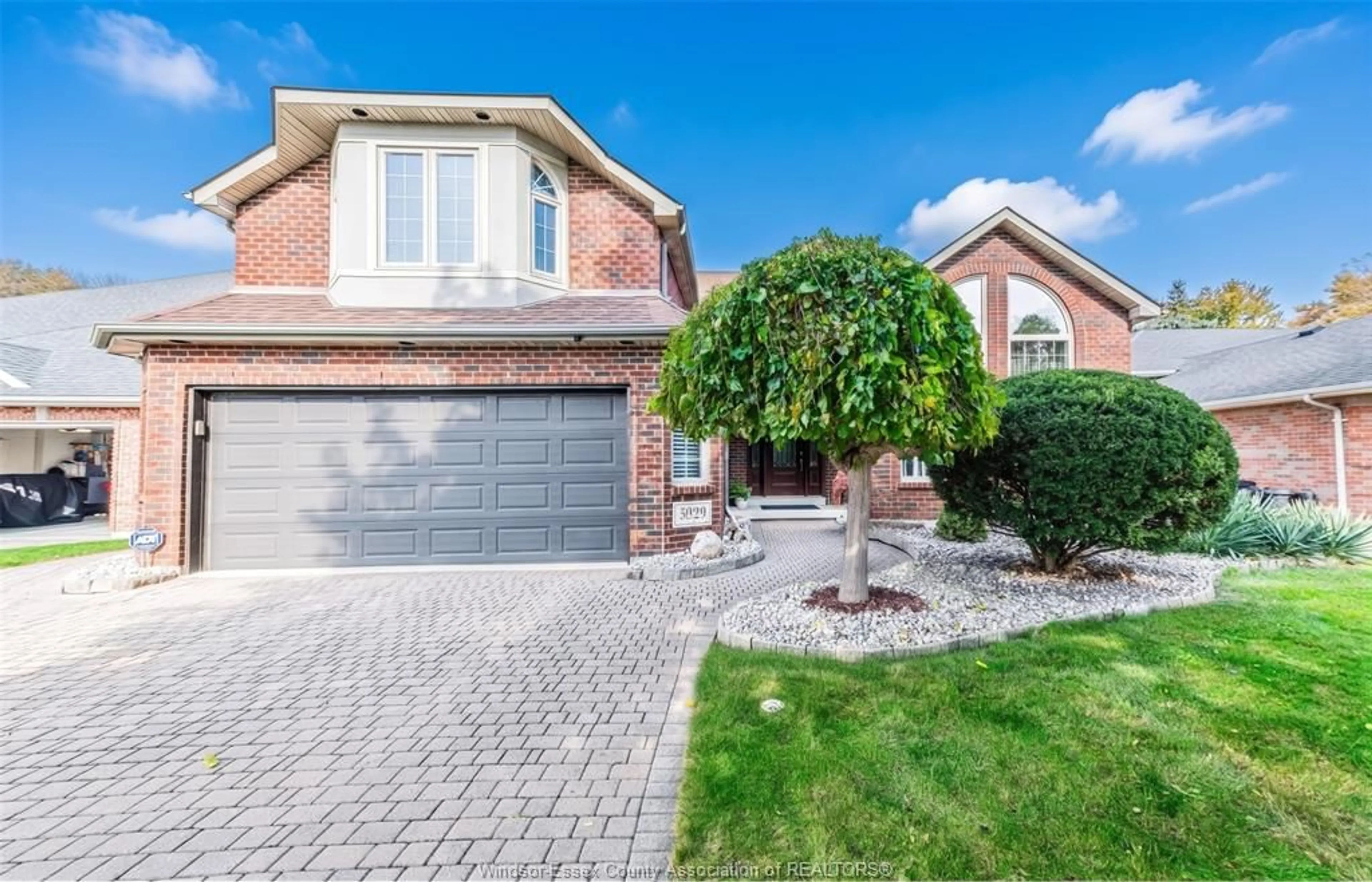 Home with brick exterior material, street for 5929 ROSEWOOD Cres, LaSalle Ontario N9J 3L7