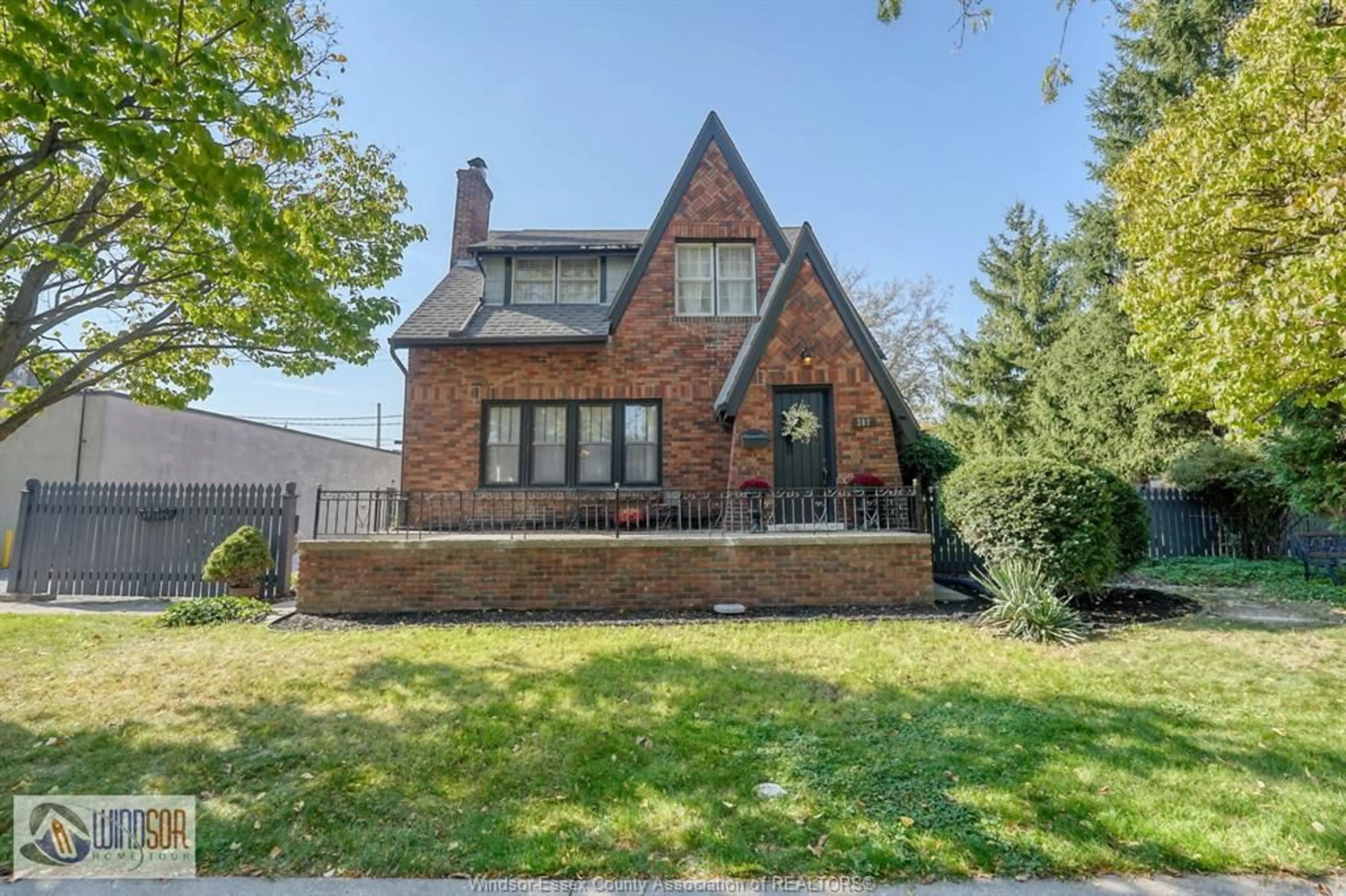 Home with brick exterior material, street for 287 PRADO Pl, Windsor Ontario N8S 2G9