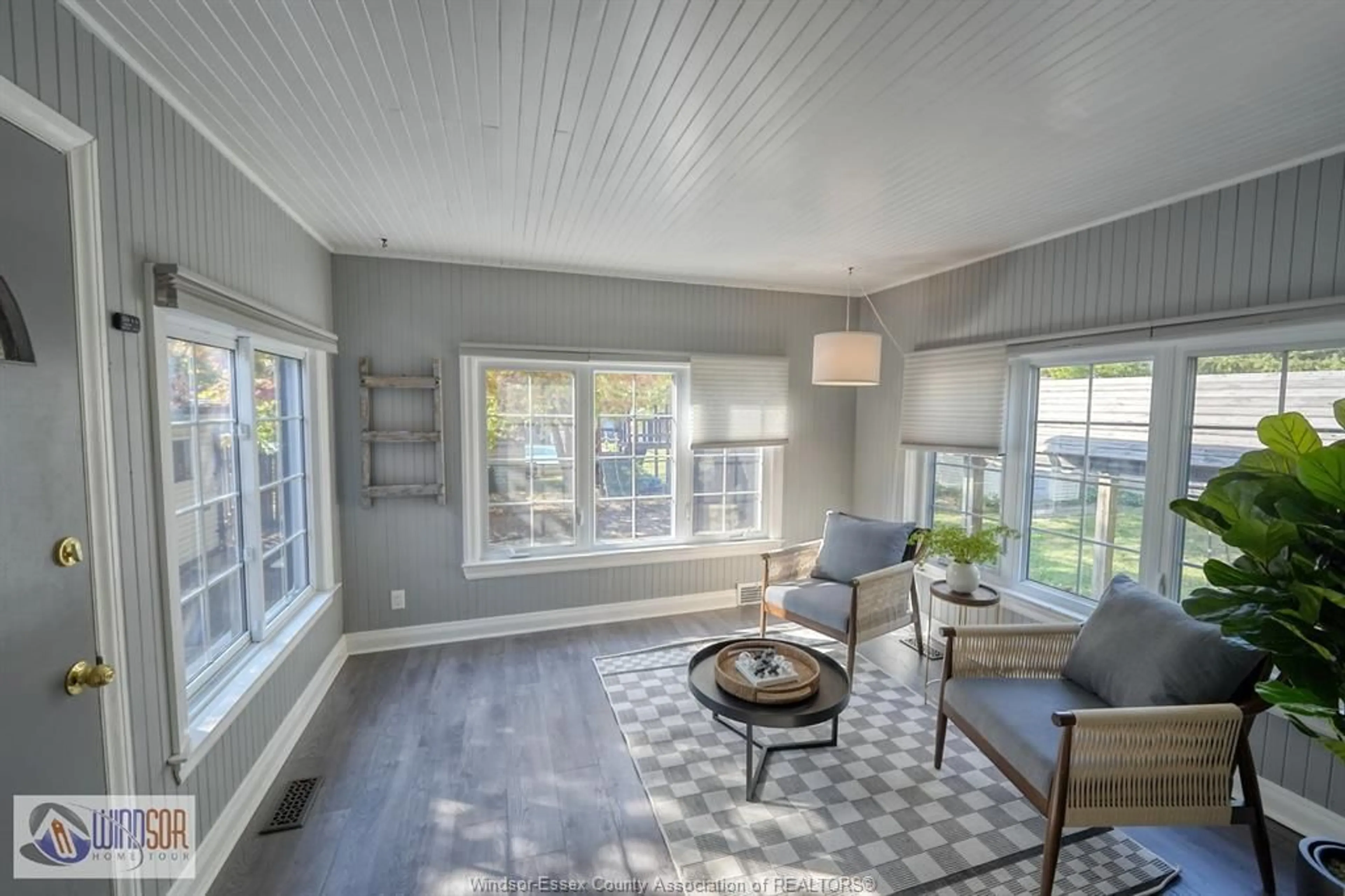 Living room with furniture, unknown for 287 PRADO Pl, Windsor Ontario N8S 2G9