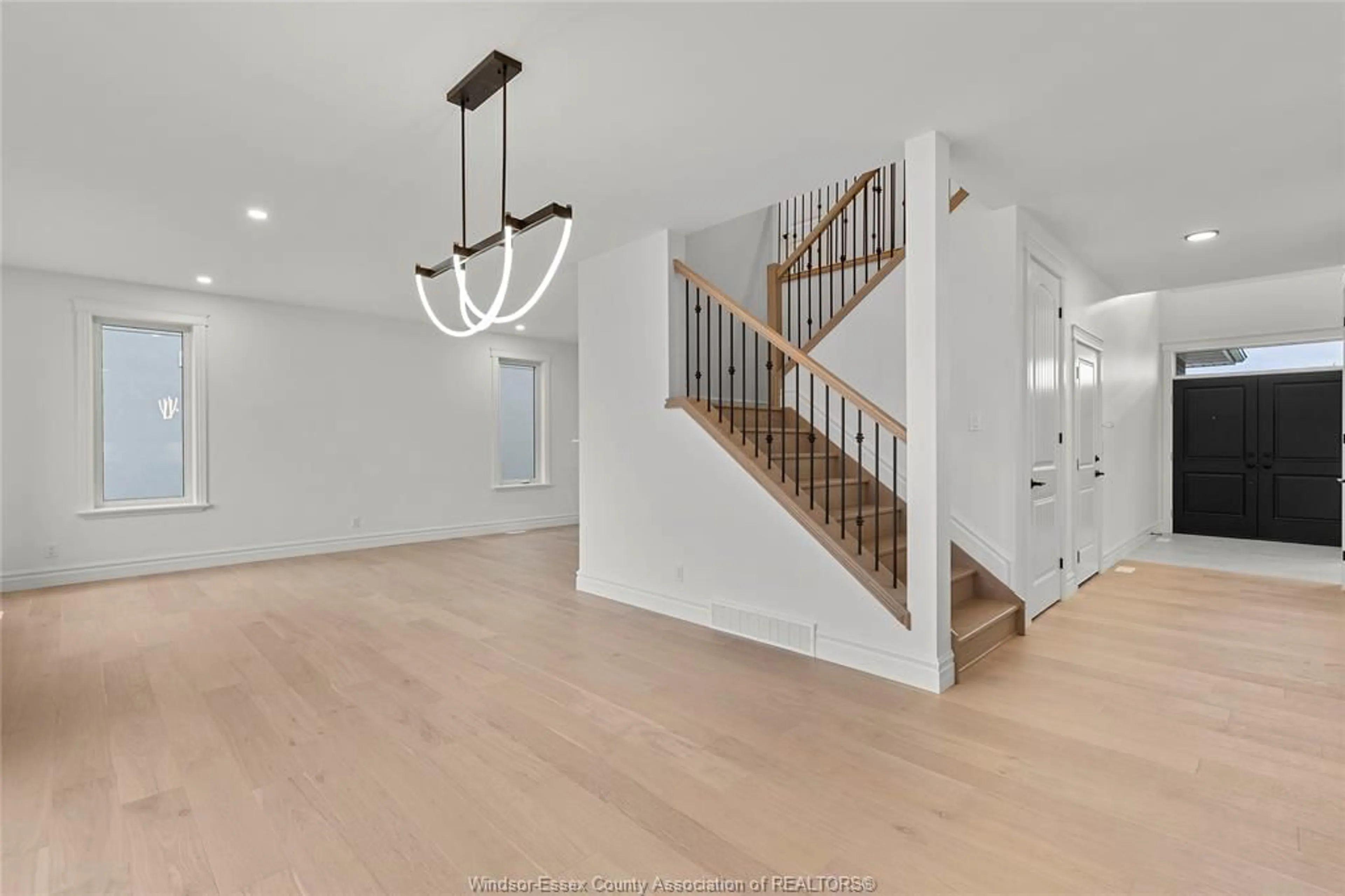 Unknown for 357 MARLA Cres, Lakeshore Ontario N0R 1A0