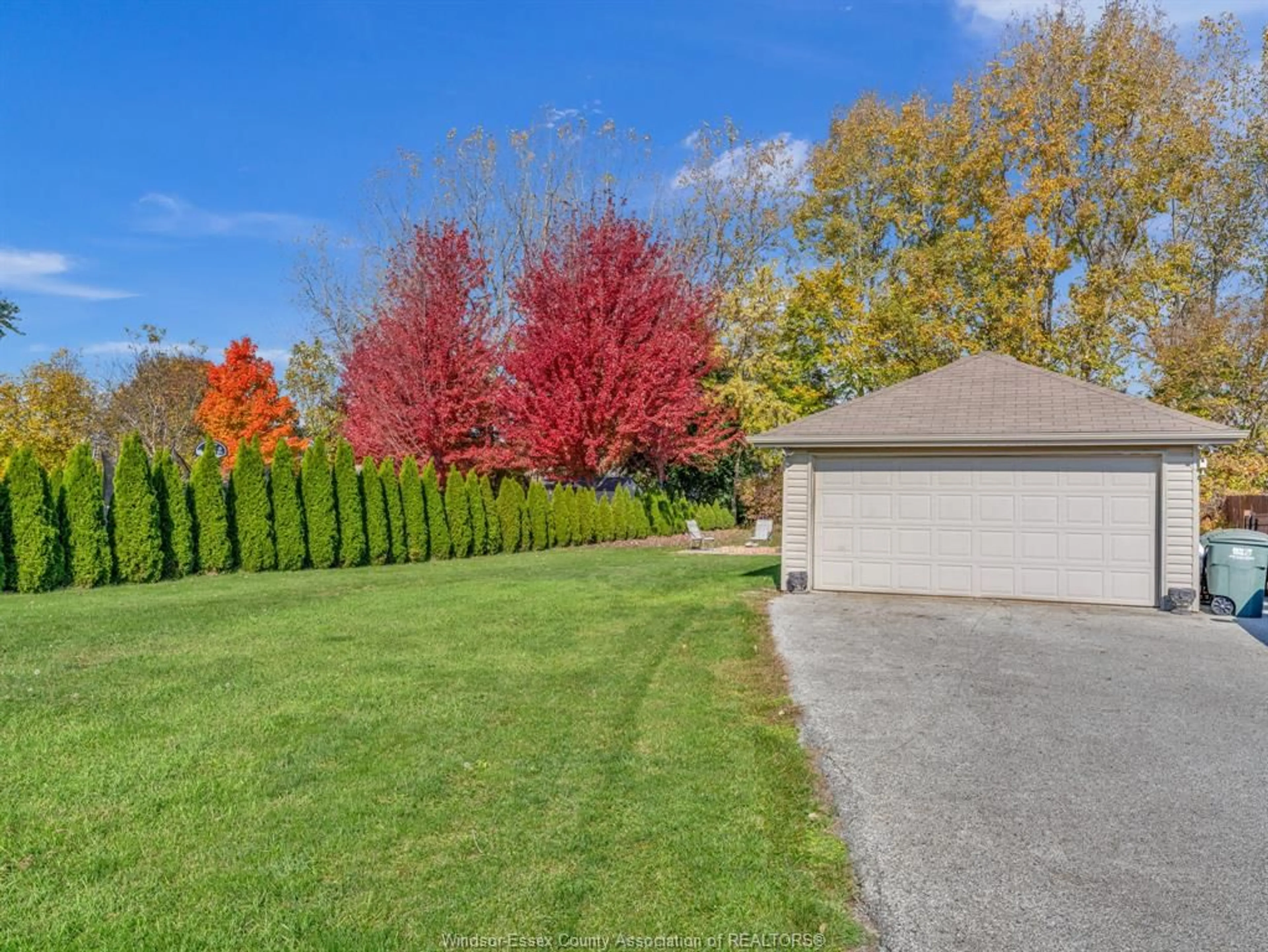 A pic from outside/outdoor area/front of a property/back of a property/a pic from drone, unknown for 24 LANDOR, Amherstburg Ontario N9V 3Y7