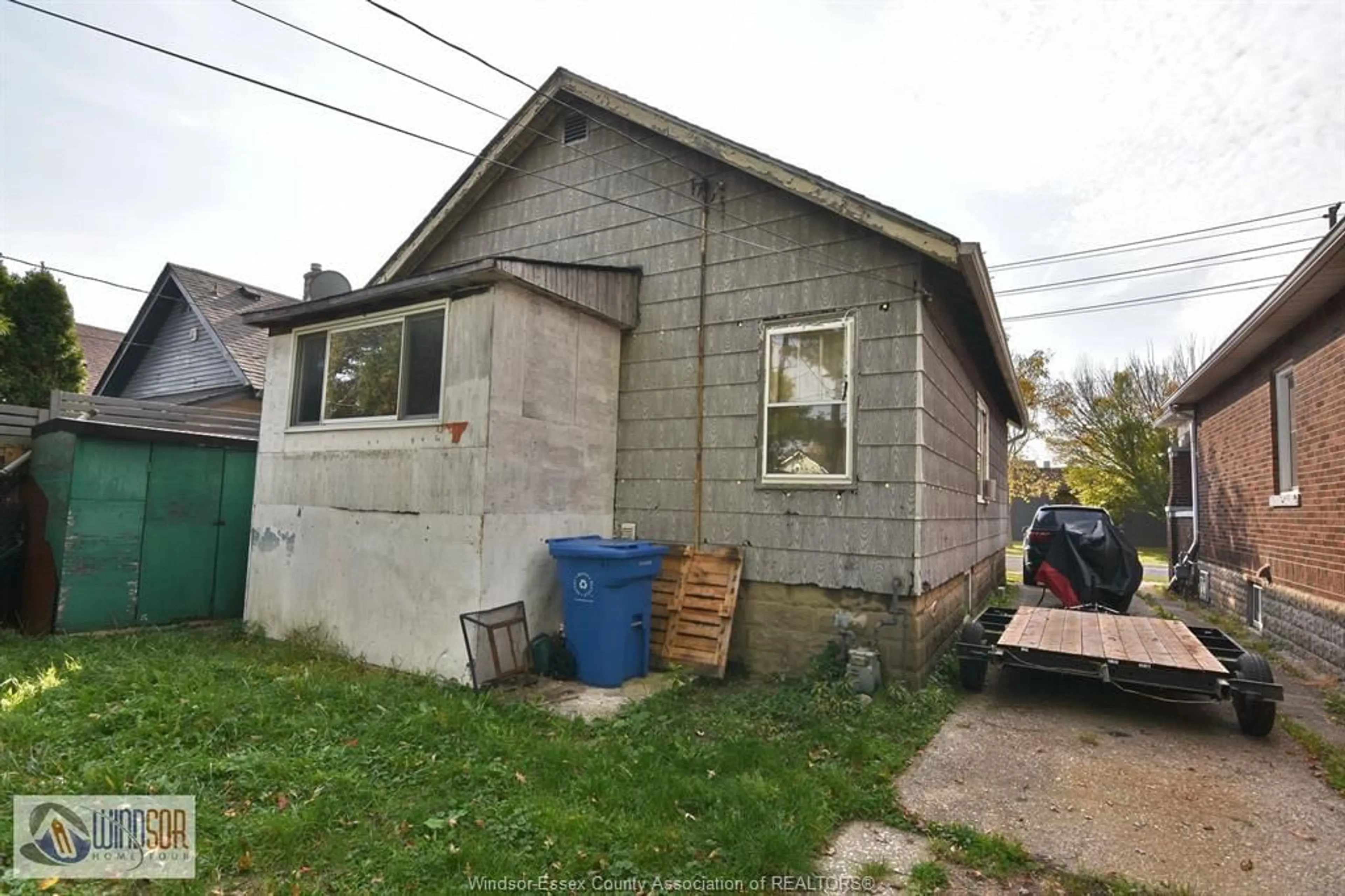Shed for 1518 ST. LUKE, Windsor Ontario N8Y 3N3