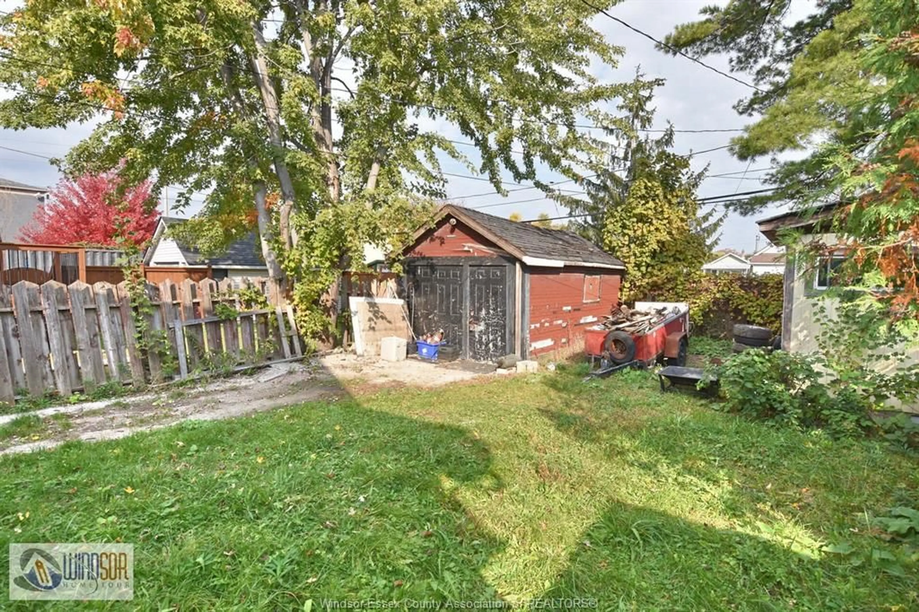 Shed for 1518 ST. LUKE, Windsor Ontario N8Y 3N3