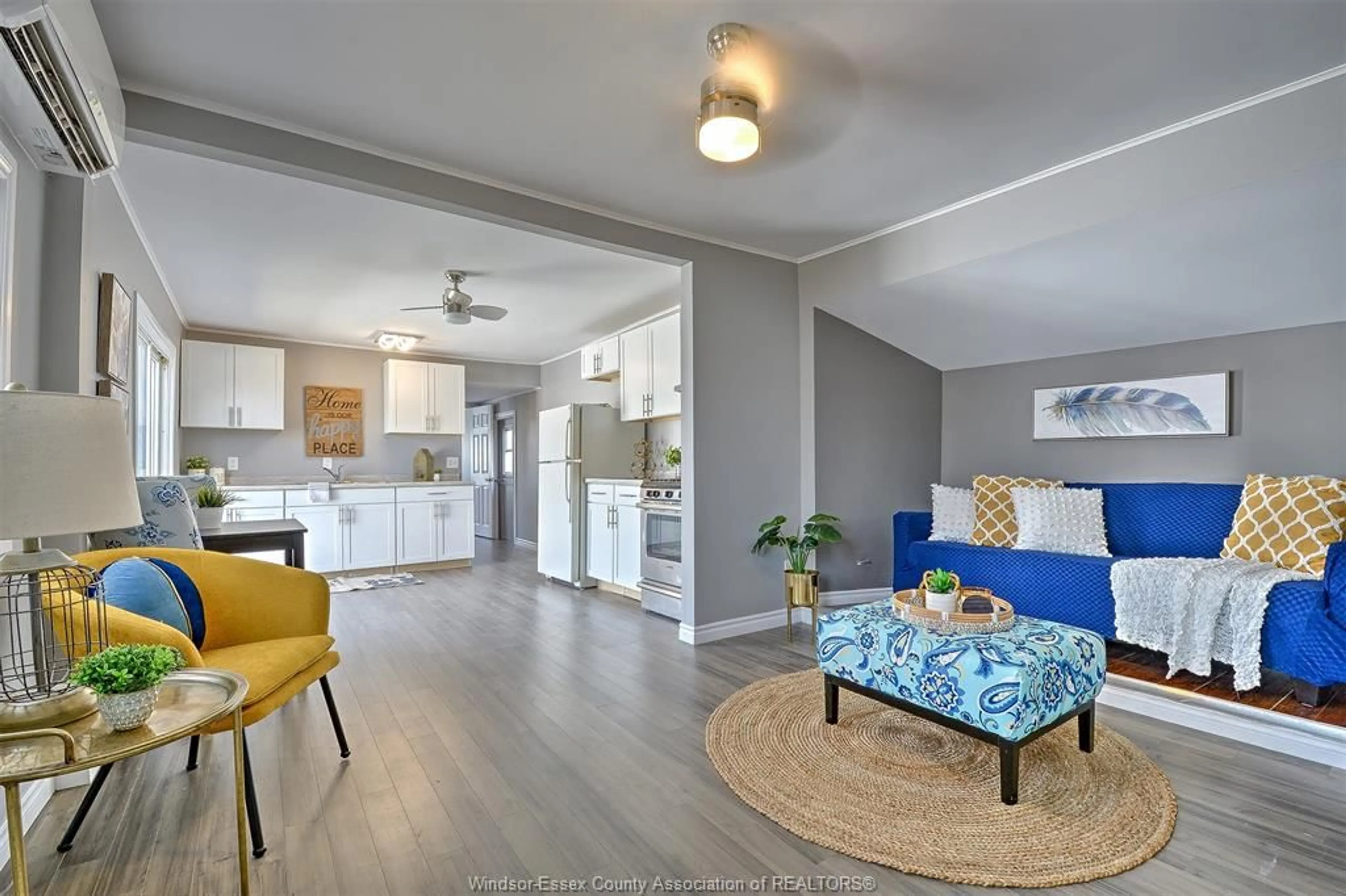 Open concept kitchen, unknown for 216 BARRACUDA Ave, Windsor Ontario N8W 2B1